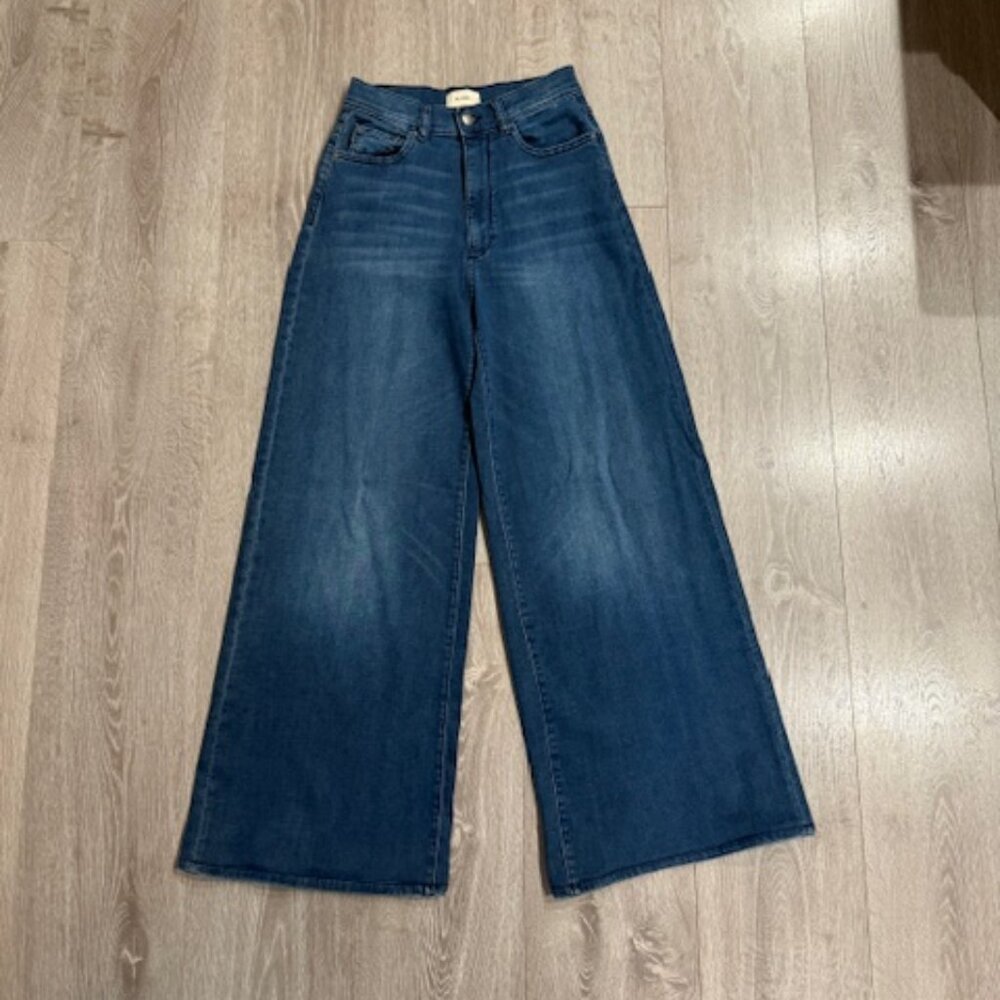 DL1961 Wide Leg High Waisted Jeans Size 26 New Without Tags